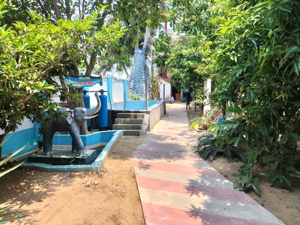 River View Resort Pondicherry Exterior foto