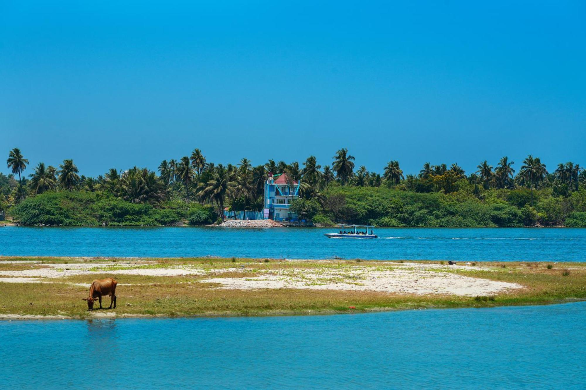 River View Resort Pondicherry Exterior foto